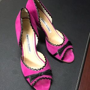Manolo Blahnik Peep Toe Heels